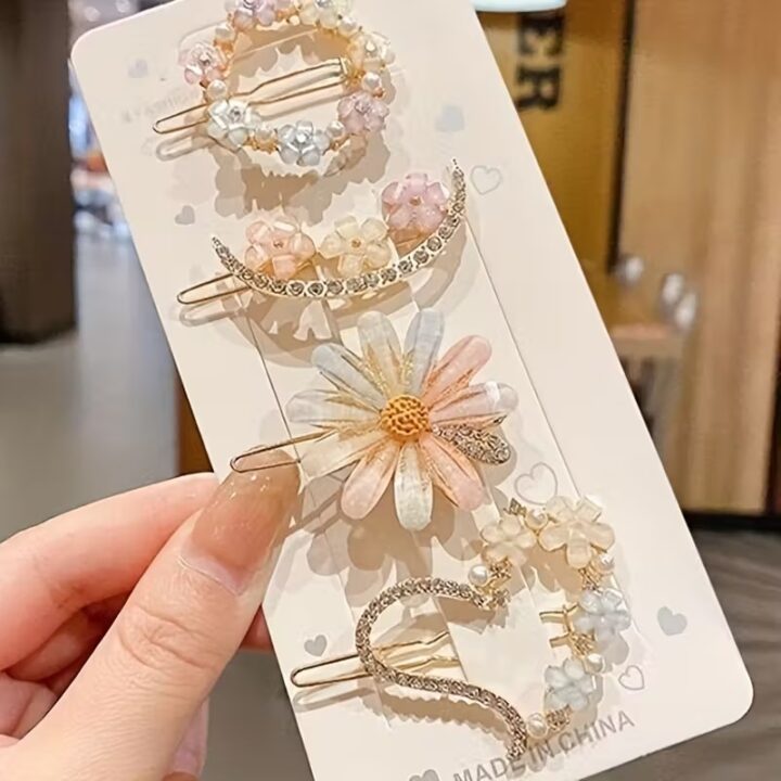 TR Creation 4 Pins Chiku Card Premium Metal Hair Pins Set for Women & Girls.